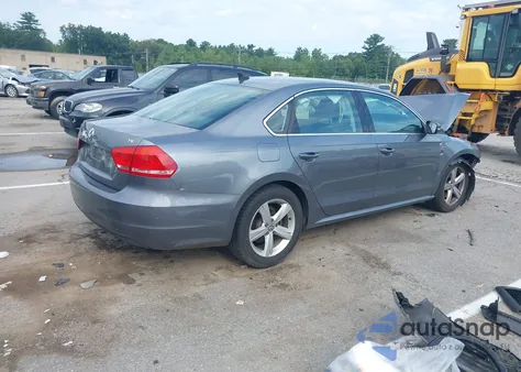 2015 Volkswagen Passat S from USA, damaged, VIN 1VWAT7A34FC111104